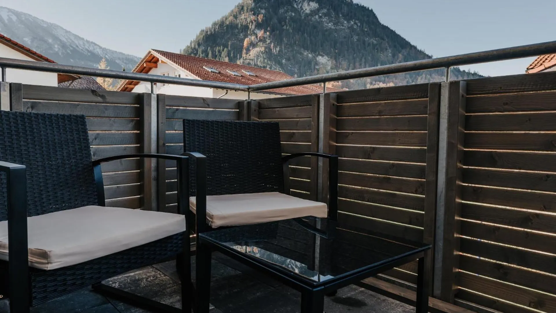 Bergluft Suiten Edelsberg Und Falkenstein Пфронтен 0*,  Германия